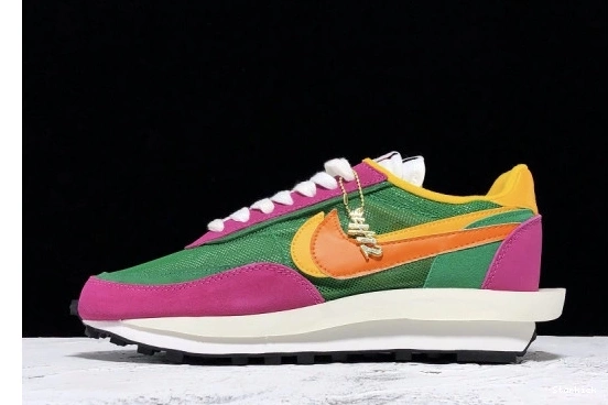 Green  LD Sacai BV0073-301 Waffle Nike Pine 1104